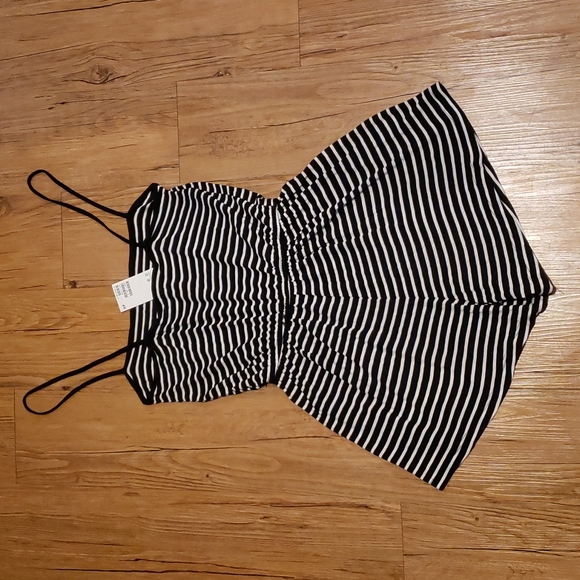 Divided H&M Romper - Picture 4 of 6